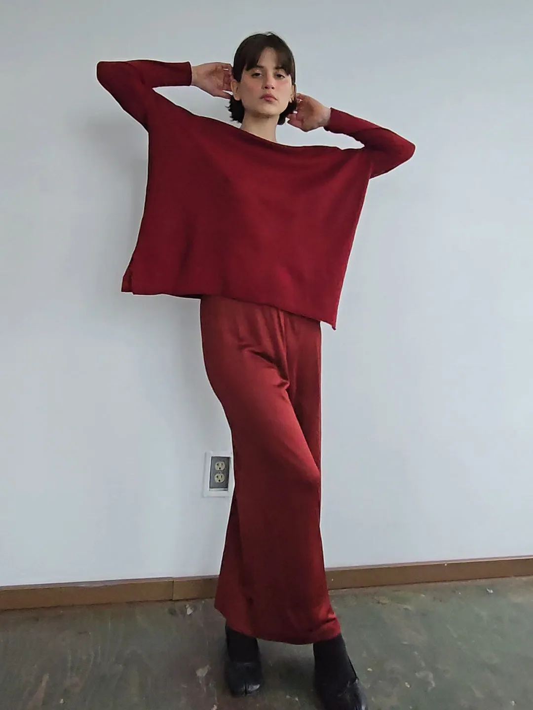 Garnet Cashmere Knit (L)