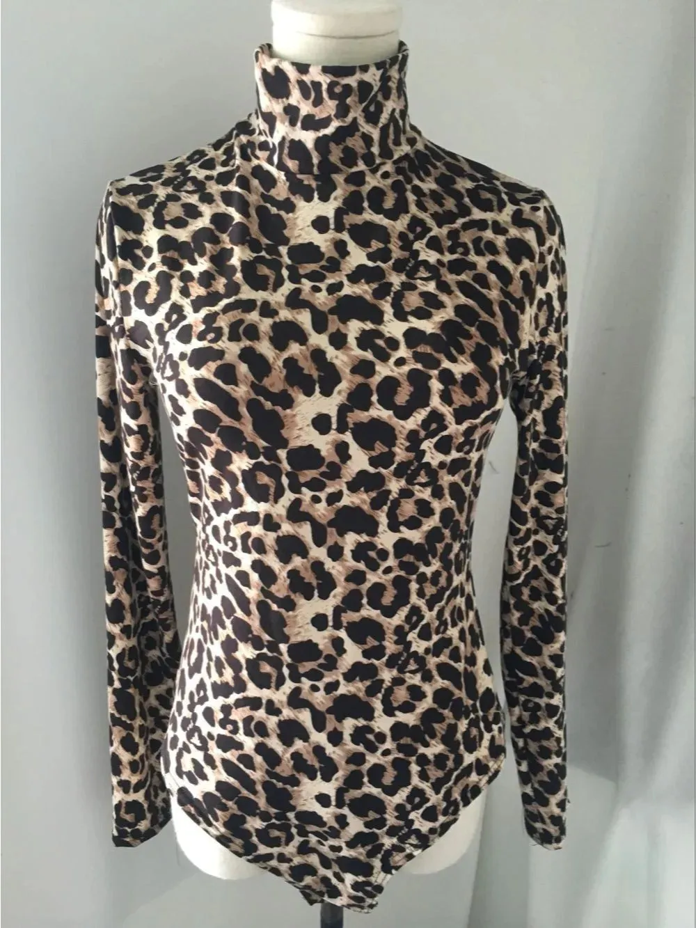 Leopard Print Skinny Turtleneck Long Sleeve Bodysuit