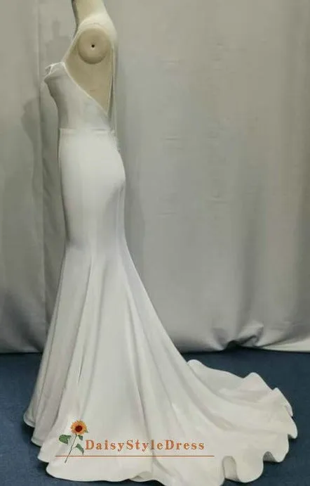 Sexy Back Fit and Flare Square Neckline Wedding Dress